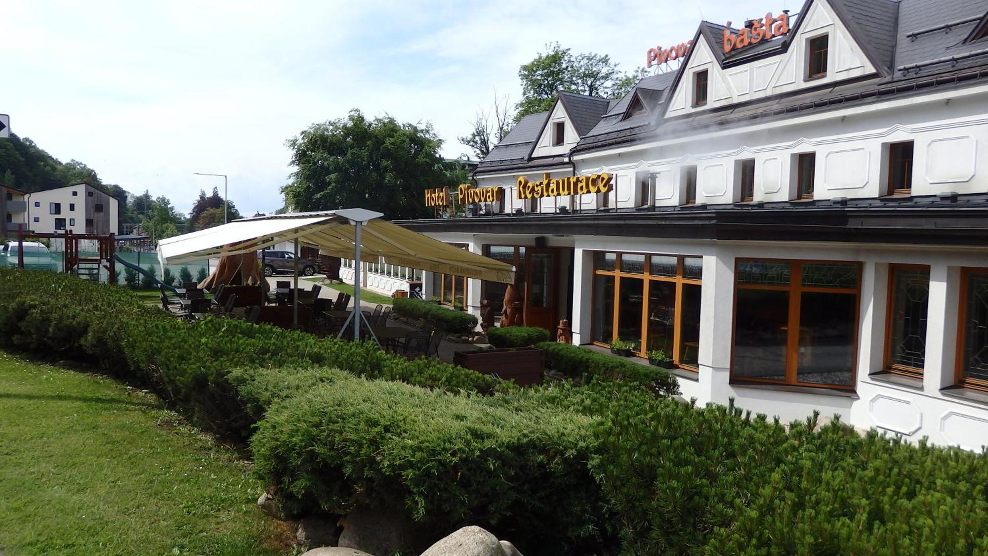 Hotel Pivovarska Basta Врхлабі Екстер'єр фото